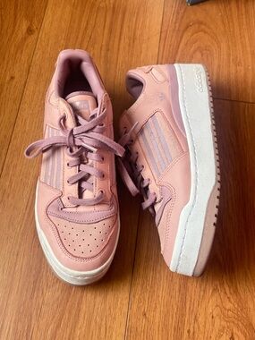 adidas Women’s Dusty Pink Low-Top Sneakers